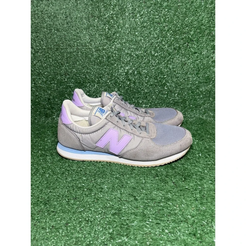New Balance 220 Women Size 8.5 D Wide Gray Purple Running Walking Shoes Sneakers